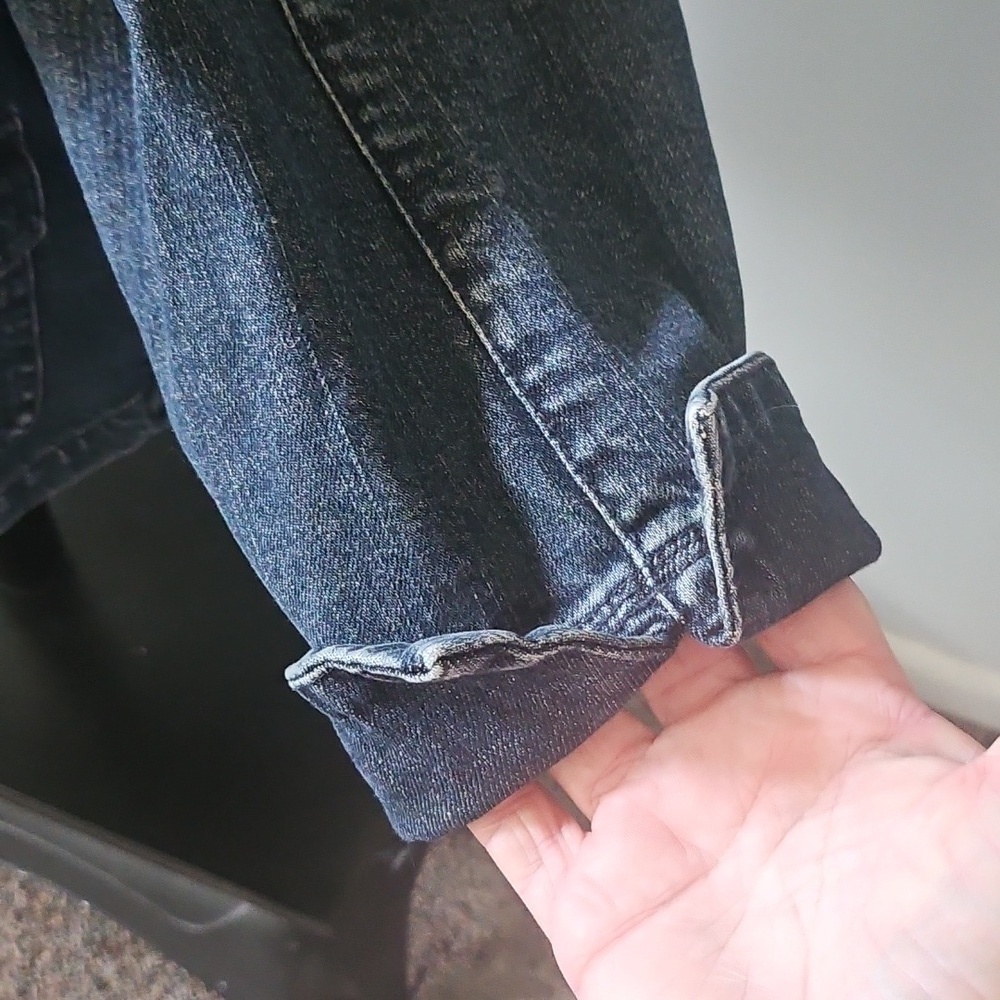 MOTTO Blue Denim Jacket with Shoulder and Yoke Detail - Picture 7 of 16